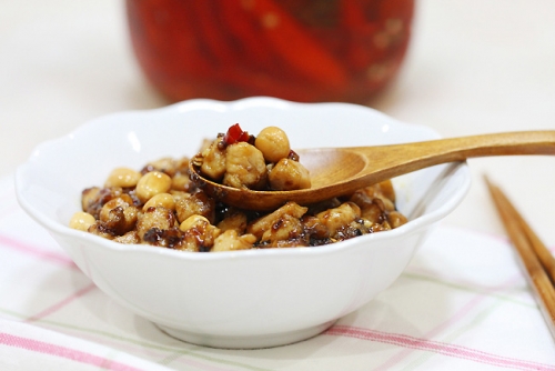 Lạ miệng ngon cơm với gà xào đậu phộng
