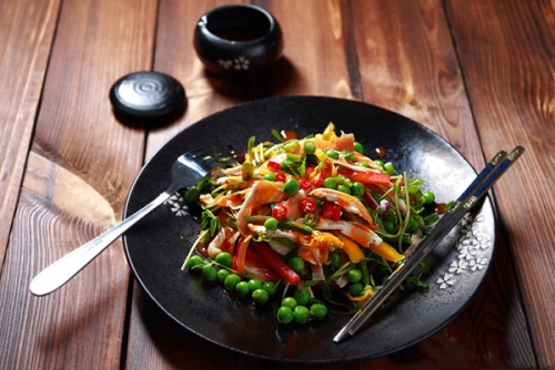 Salad gà vui mắt ngon miệng