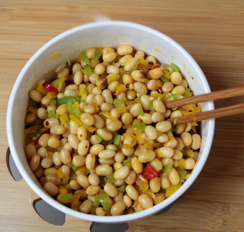 Salad hạt đậu nành - món mới cho sức khỏe